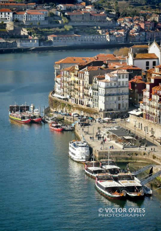 Porto's downtown and harbor (Ribeira)