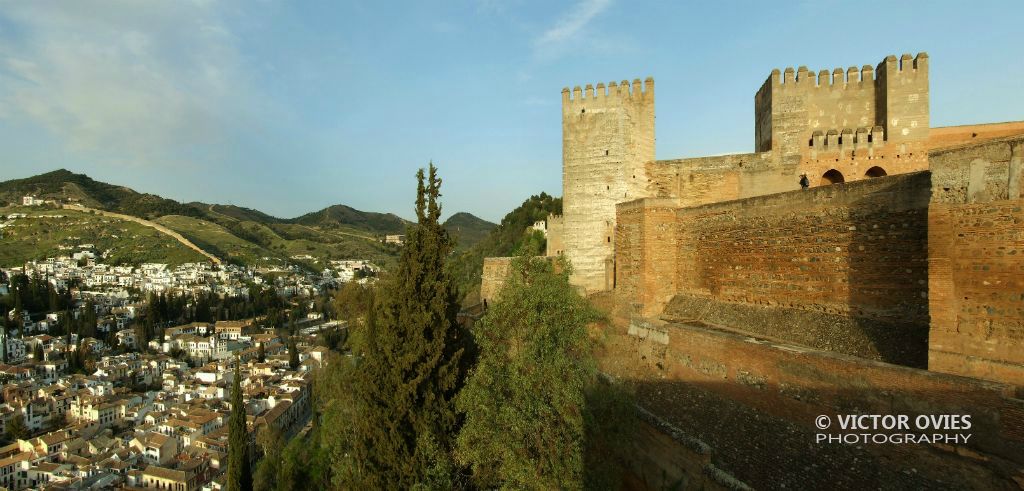 Albaicin, Sacromonte, Camino de Ronda and the Towers Homenaje & Quebrada from Torre the Armas