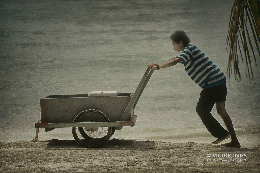 Vendor in Roatan